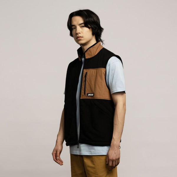 Santa Cruz Jacket Darwin Vest - Black - Skatewarehouse.co.uk