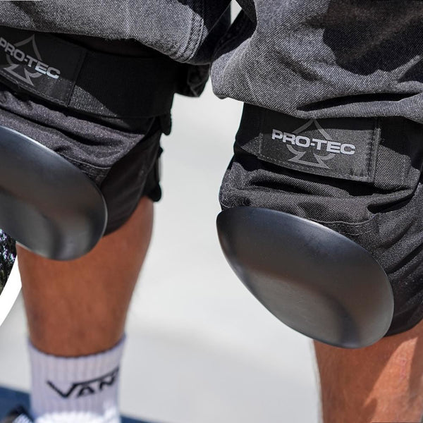 Pro-Tec Pads Vert Knee Pad - Black - Skatewarehouse.co.uk