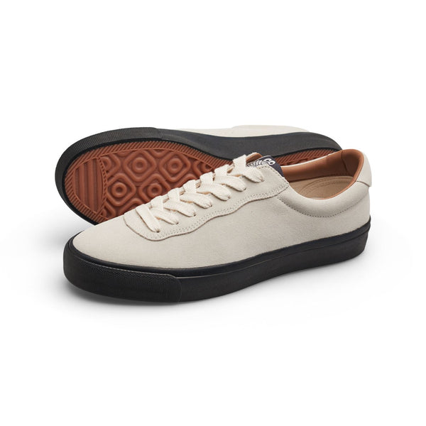 VM001 LO Suede (White / Black) Shoes - UK 8