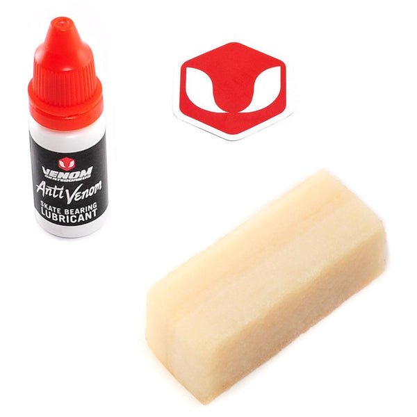 Venom Skateboards Griptape Cleaner and Bearing Lubricant Gift Pack - Skatewarehouse.co.uk