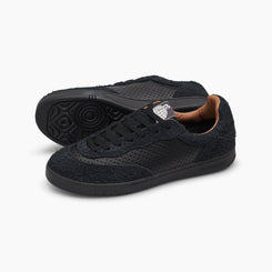 CM001 Perf (Black / Black) Shoes - UK 10