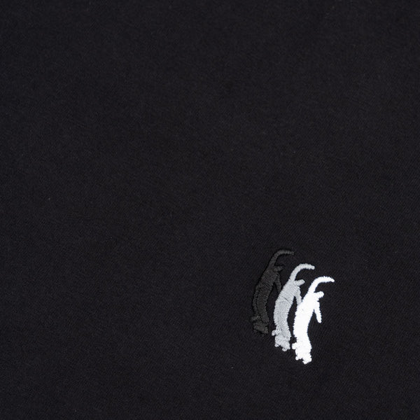 Magenta Move Tee Black - Skatewarehouse.co.uk