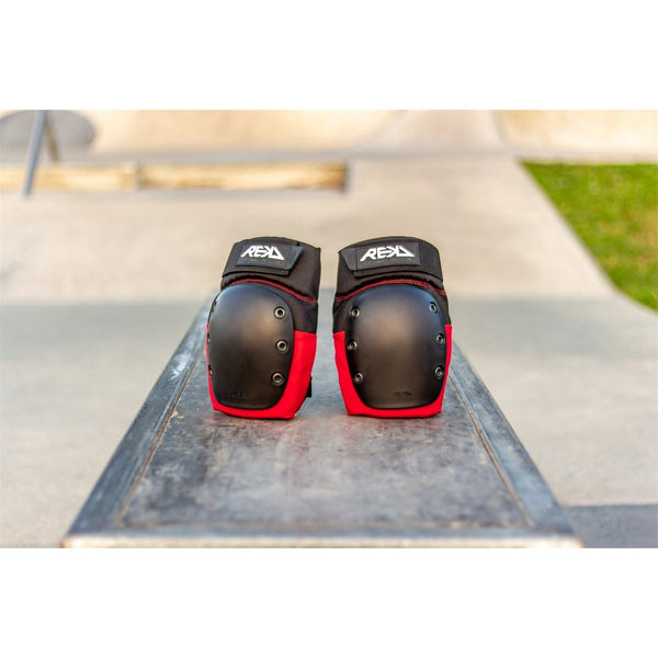 REKD Skateboard Skate Scooter BMX Ramp Knee Pads - Black / Red - Skatewarehouse.co.uk