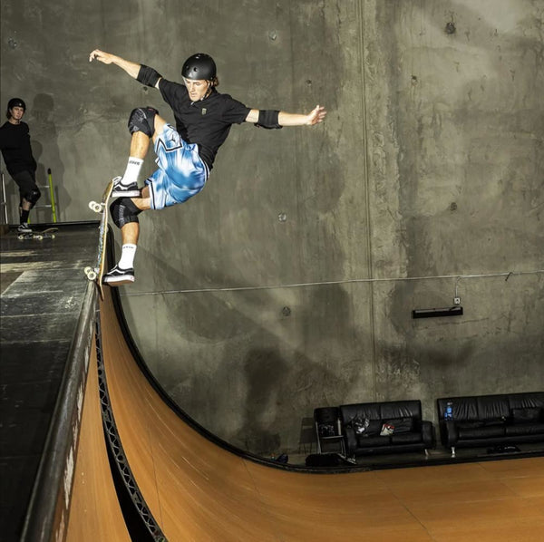 187 x Independent Killer Pads Adult Combo Pack Knee & Elbow - Black - Skatewarehouse.co.uk