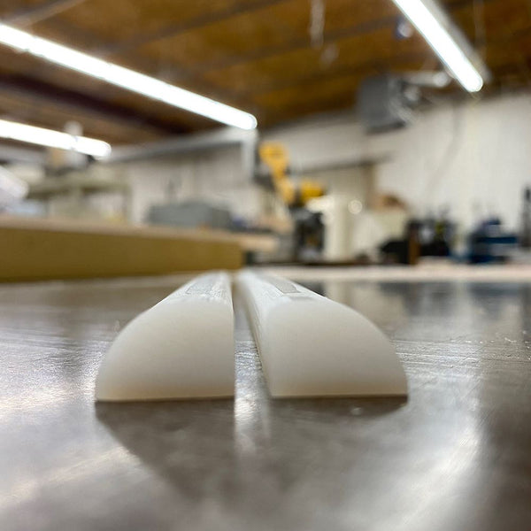 Lil Jawns 'Skinny Lil Moth' Rails White Accessories