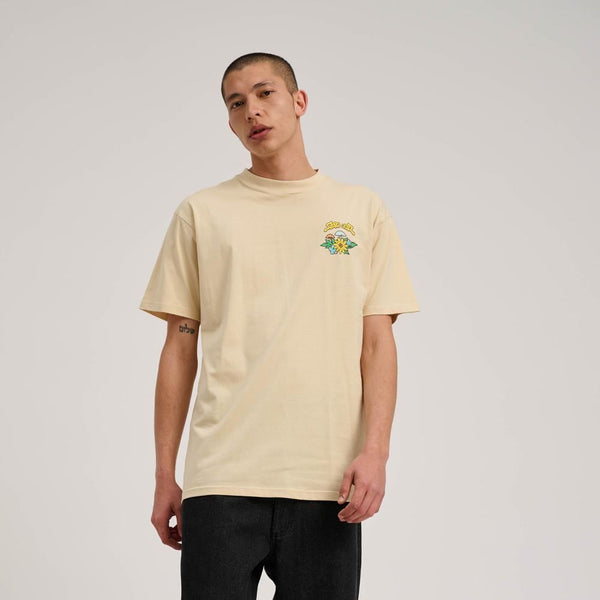 Santa Cruz T-Shirt Winkowski 8Baller Trip T-Shirt - Blond Wood - Skatewarehouse.co.uk