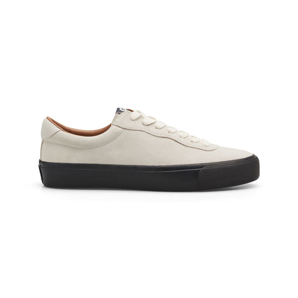 VM001 LO Suede (White / Black) Shoes - UK 8