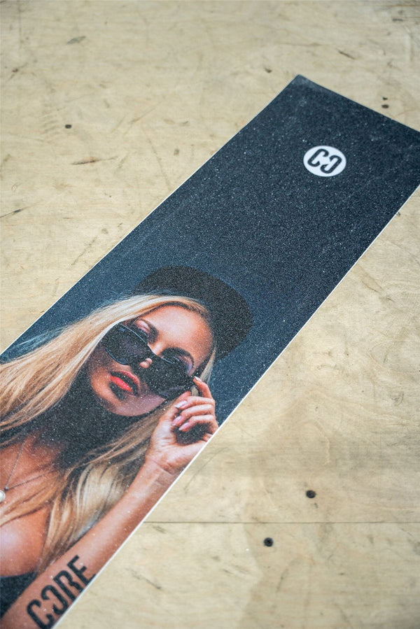 CORE Skateboard 9x33
