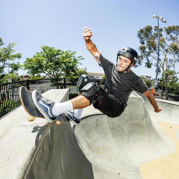 Pro-Tec Helmet Old School Low Pro Asia - Matte Grey - Skatewarehouse.co.uk