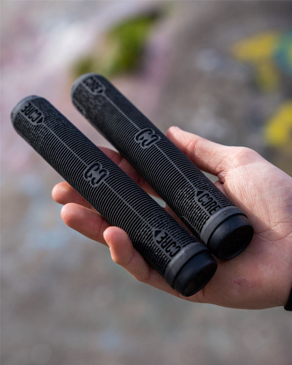 CORE Skinny Boy Handlebar Grips Soft 170mm – Black - Skatewarehouse.co.uk