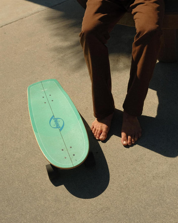 Carver Bing Puck Surfskate Cruiser Skateboard C7 - 10.0