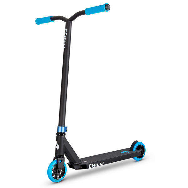 Chilli Base Black/blue Scooter - Skatewarehouse.co.uk