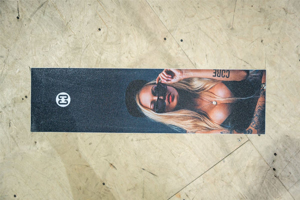 CORE Skateboard 9x33
