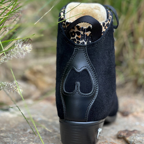 Moxi Jack V2 Classic Black Boots Quad Skate Parts