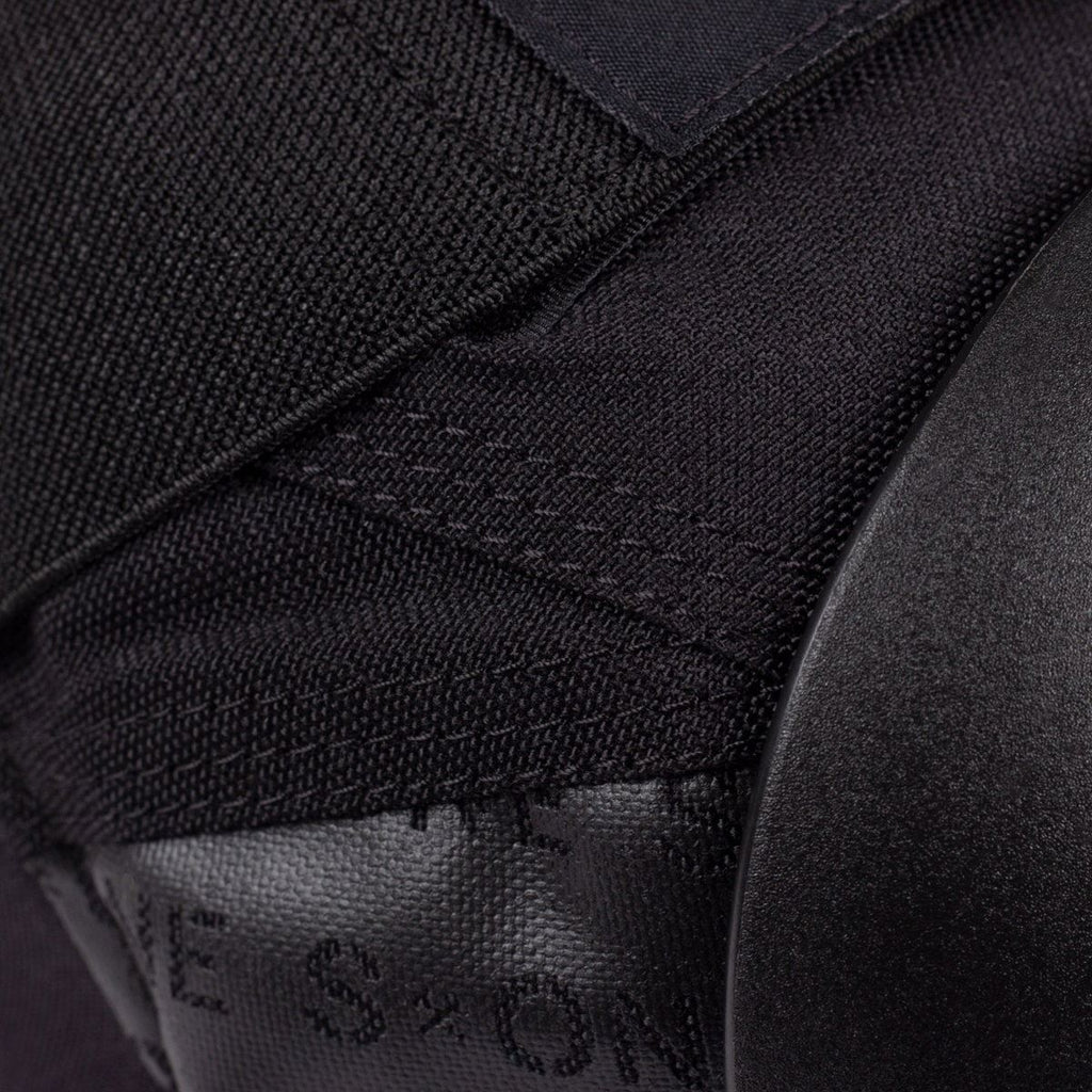 S1 Pro Gen 4.5 (40mm) Knee Pads - Black / White