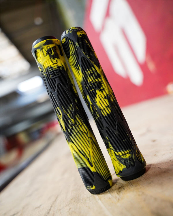 CORE Pro Handlebar Grips, Soft 170mm - Wasp (Yellow/Black) - Skatewarehouse.co.uk