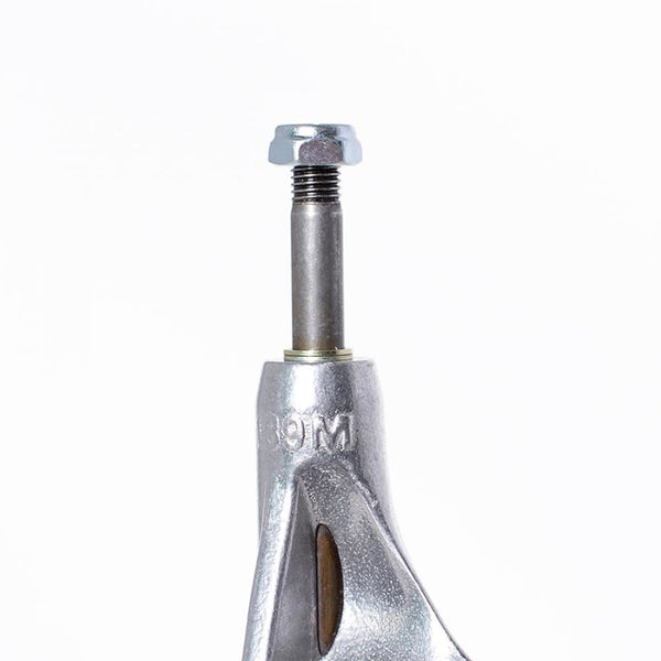 Indy Mid Skateboard Trucks 144 Polished Silver - 144