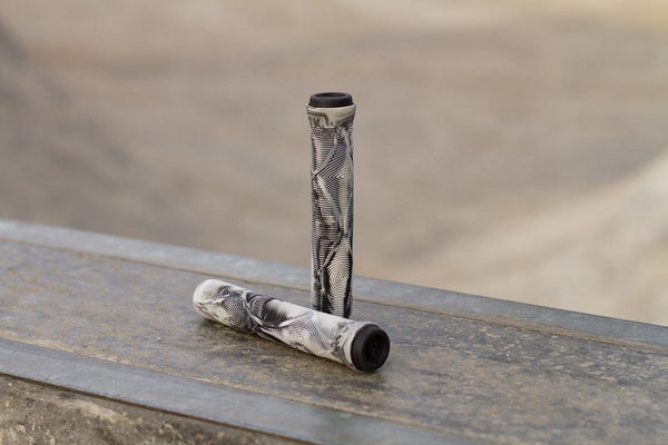 Slamm Scooter Team Swirl Bar Grips - Urban - 165mm - Skatewarehouse.co.uk