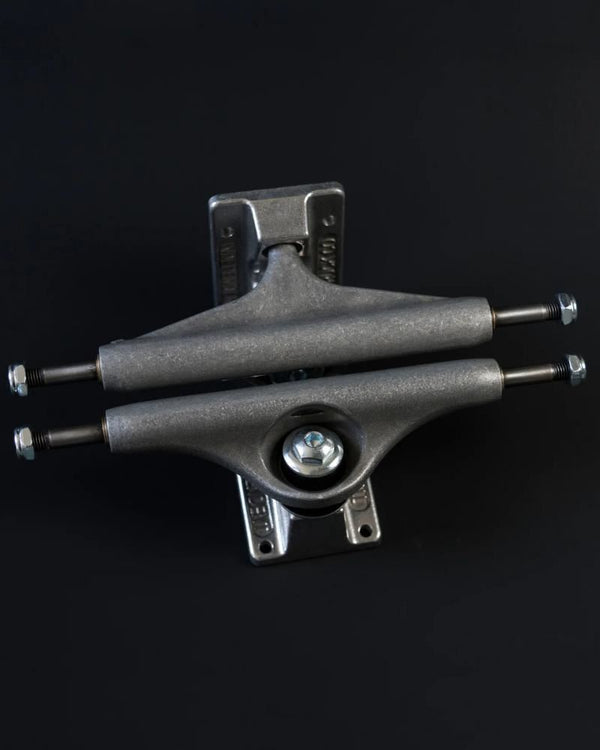 Indy Stage 11 Skateboard Trucks 139 IKP Standard Grey / Silver - 139 - Skatewarehouse.co.uk
