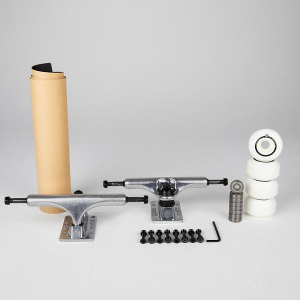 Sushi Skateboard Trucks Undercarriage Kit 6/8.5 DLX Silver with 54mm - Skatewarehouse.co.uk