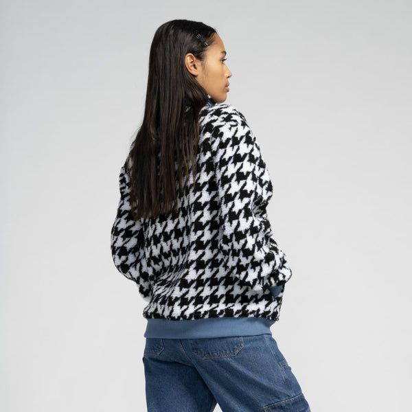 Santa Cruz Womens Jacket Astra Sherpa Fleece - Black / White - Skatewarehouse.co.uk