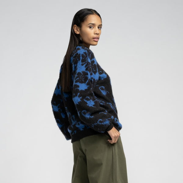 Santa Cruz Womens Knit Crew Meyer Freestyle - Blue / Black - Skatewarehouse.co.uk