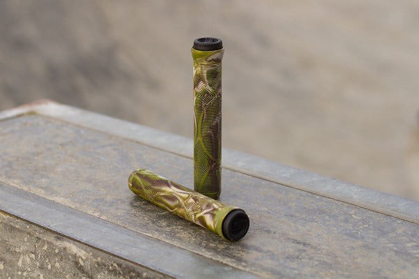 Slamm Scooter Team Swirl Bar Grips - Jungle - 165mm - Skatewarehouse.co.uk