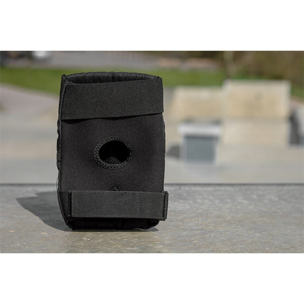 REKD Skateboard Skate Scooter BMX Ramp Knee Pads - Black - Skatewarehouse.co.uk