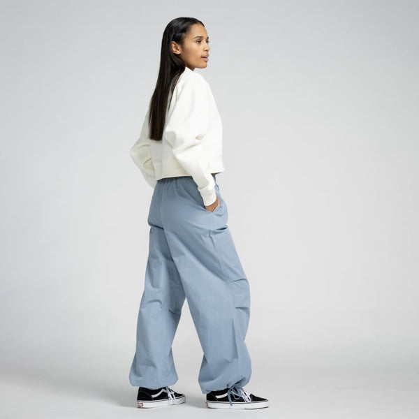 Santa Cruz Womens Crew Goal Flame Front Crew - Off White - Skatewarehouse.co.uk