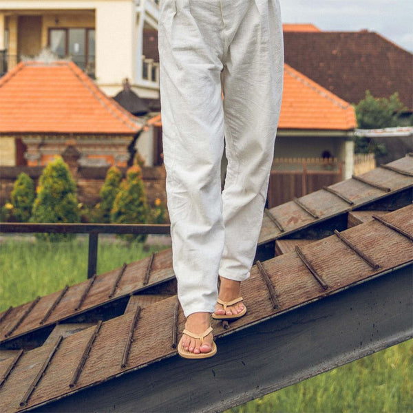 Indosole - Womens Flip Flops - ESSNTLS - Soil Light Shoes