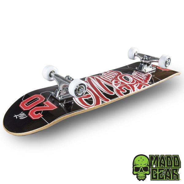 Madd Gear Pro Skateboard - Gameplay - Black / Red Complete Skateboard