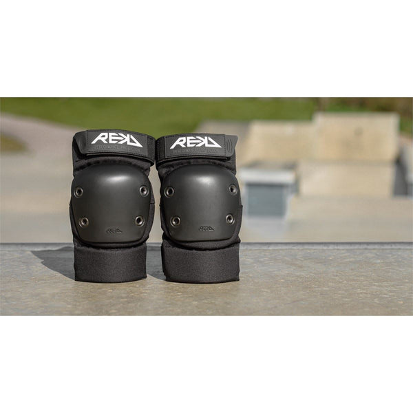 REKD Skateboard Skate Scooter BMX Ramp Elbow Pads - Black - Skatewarehouse.co.uk