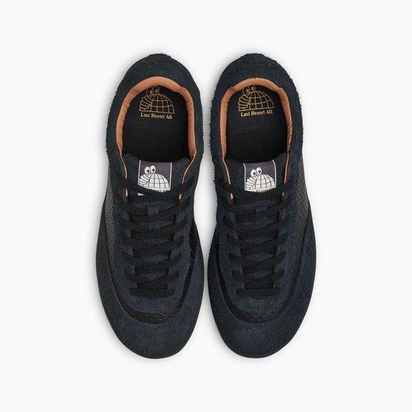 CM001 Perf (Black / Black) Shoes - UK 10