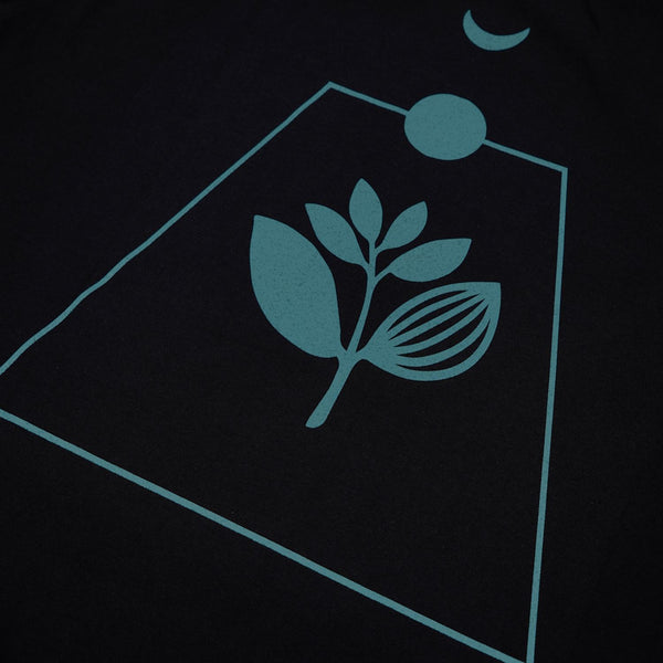 Magenta Odyssey Tee Black - Skatewarehouse.co.uk