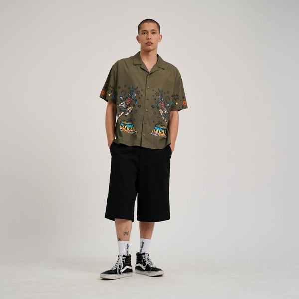 Santa Cruz Shirt Salba Resurrection Shirt - Uniform Green - Skatewarehouse.co.uk