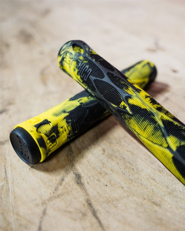 CORE Pro Handlebar Grips, Soft 170mm - Wasp (Yellow/Black) - Skatewarehouse.co.uk