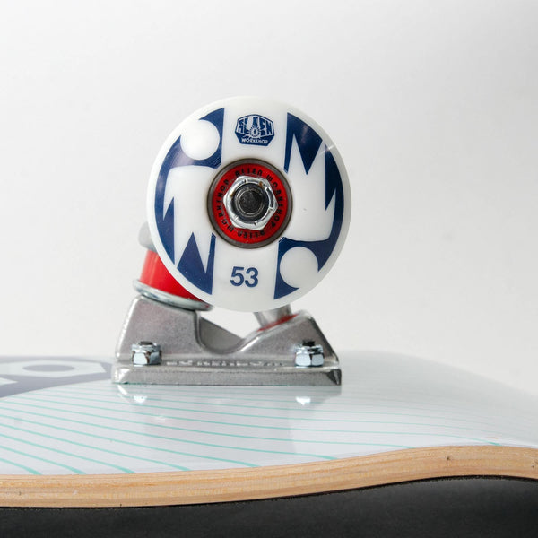 Alien Workshop OG Burst Logo White Complete Skateboard - 7.75
