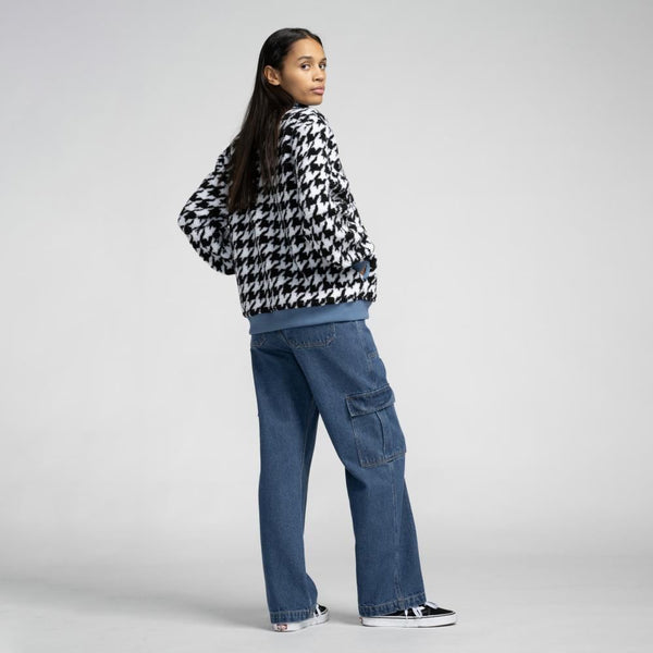 Santa Cruz Womens Jacket Astra Sherpa Fleece - Black / White - Skatewarehouse.co.uk