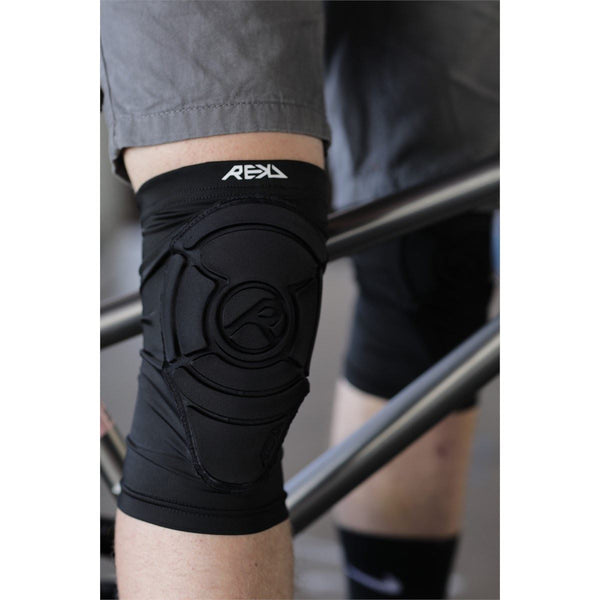 REKD Pro Knee Gaskets - Black - Skatewarehouse.co.uk