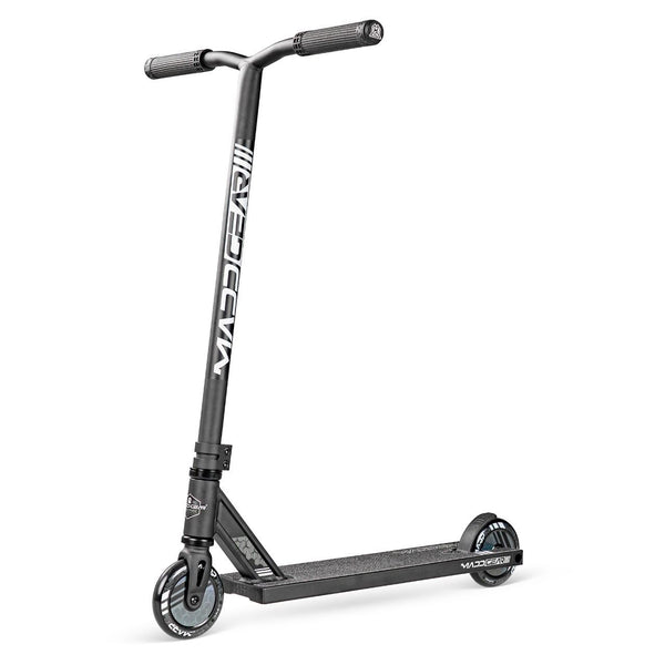 Madd Gear MG 3 - Zen - Black / Black Stunt Scooter