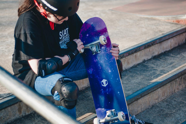 Venom Core Complete Skateboard - Galaxy - 7.75