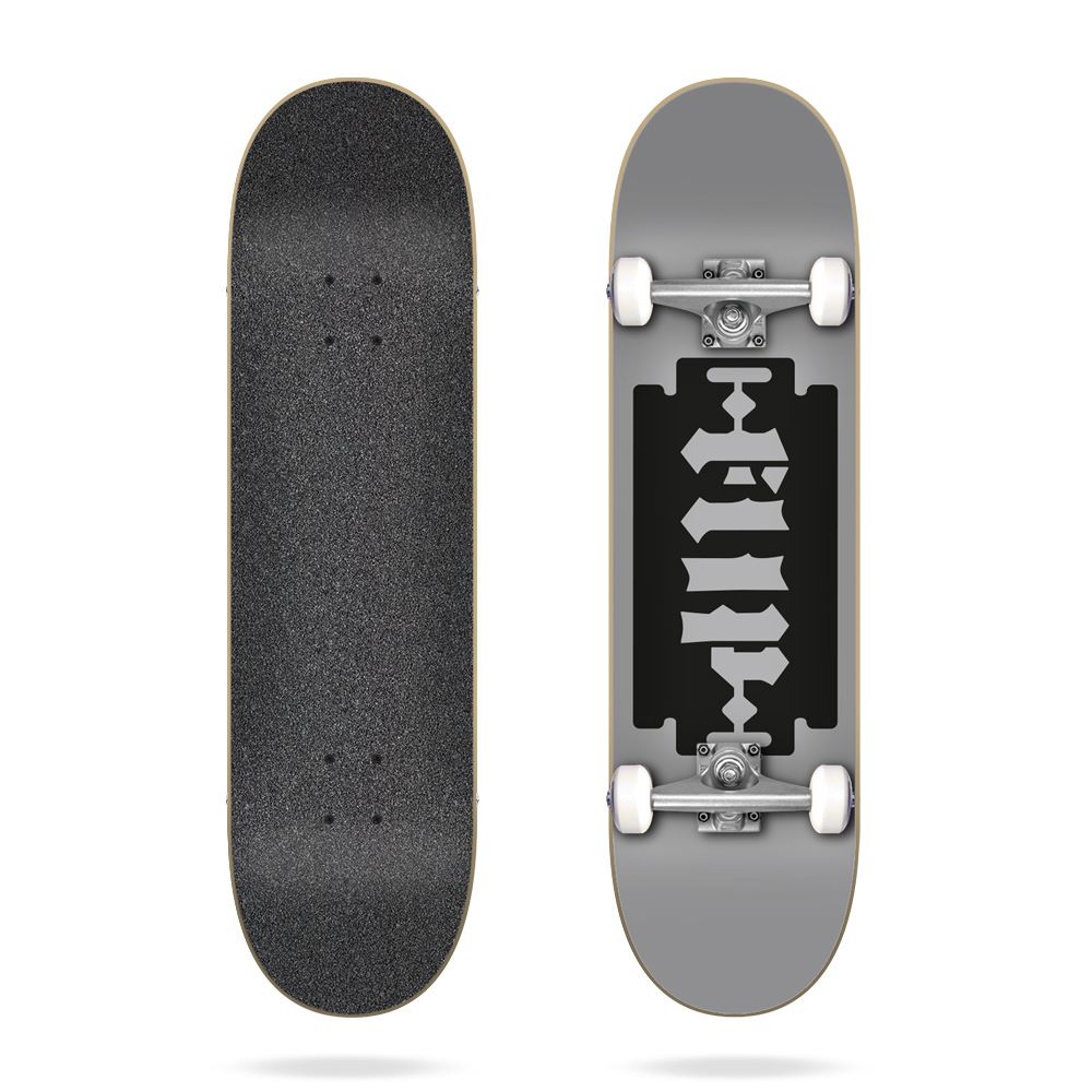 Razor x31.85" Flip Complete Skateboard - 8.0"