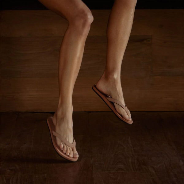 Indosole - Womens Flip Flops - ESSNTLS - Rust Shoes