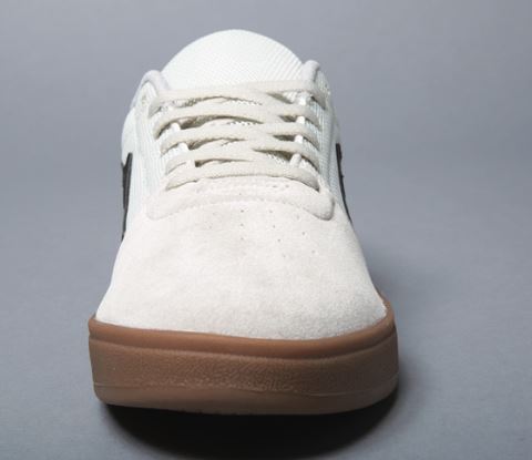 Lakai Brighton White Gum Suede Skate Shoes - Skatewarehouse.co.uk