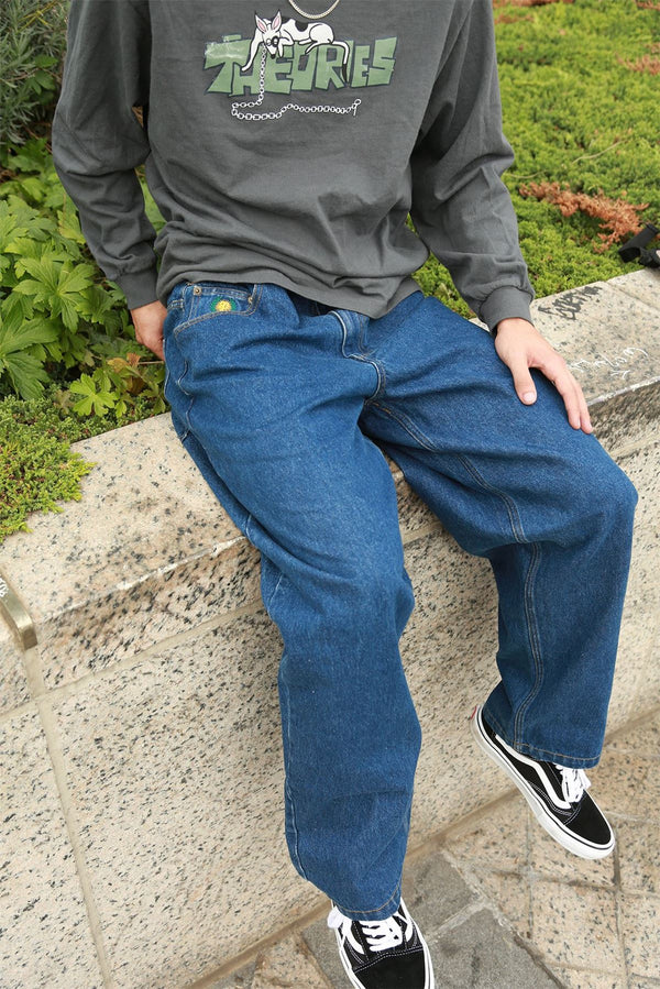 Theories Of Atlantis Plaza Jeans Washed Blue - Skatewarehouse.co.uk