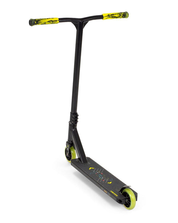 Slamm Classic V9 Junior Stunt Scooter - Black/Yellow - Skatewarehouse.co.uk