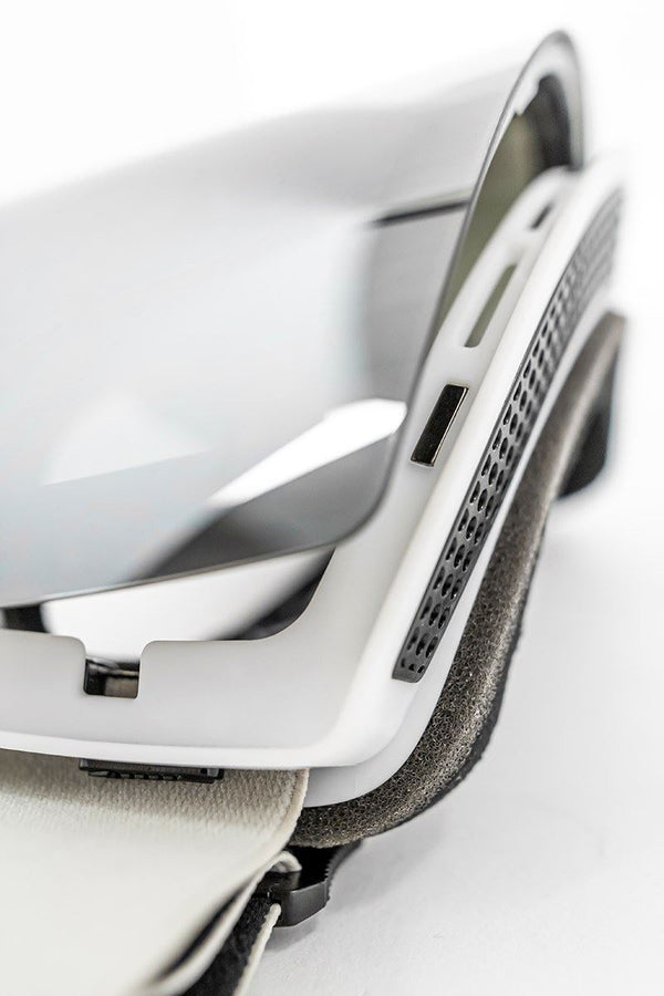 REKD Rocker MagLock Snow Goggle Kit - White / Mirror - L/XL - Skatewarehouse.co.uk