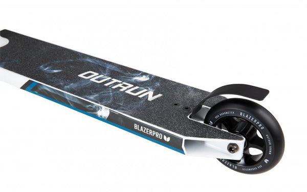 Blazer Pro Complete Scooter Outrun 2 FX - Smoke - White - Skatewarehouse.co.uk